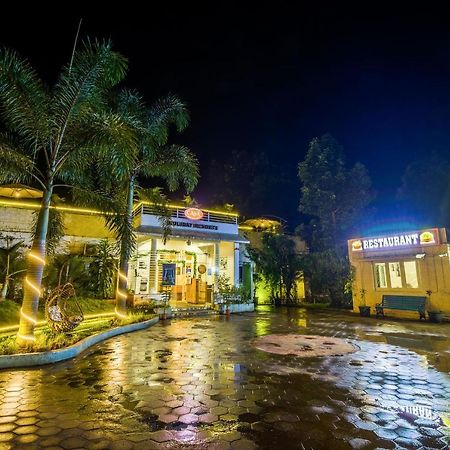 Casa Holiday Resorts Araku Buitenkant foto